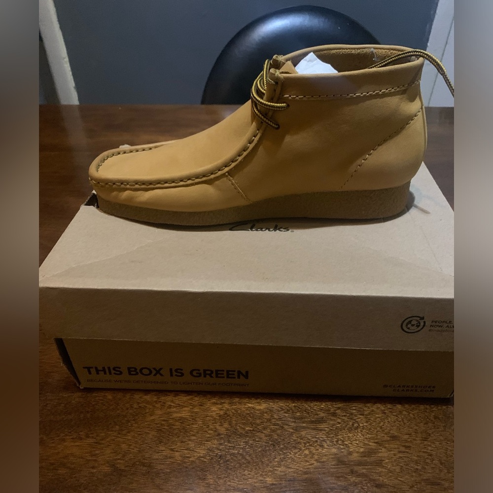 Clarks Men's Tan Boots